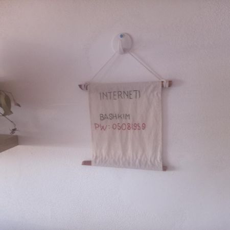 Lindita'S Seaview Appartment Wlora Zewnętrze zdjęcie